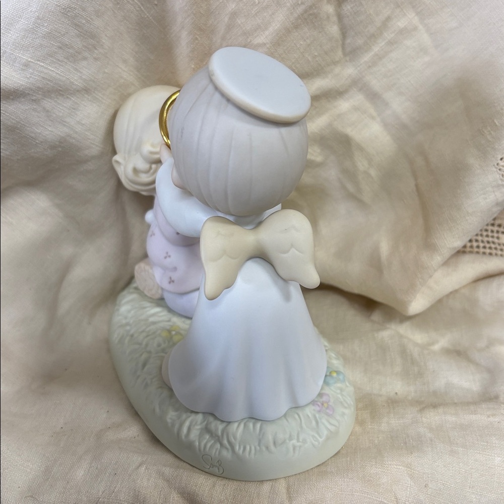 Precious Moments Angel Figurine with Gold Halo -
“ You Deserve a Halo Thank You” - Picture 2 of 3